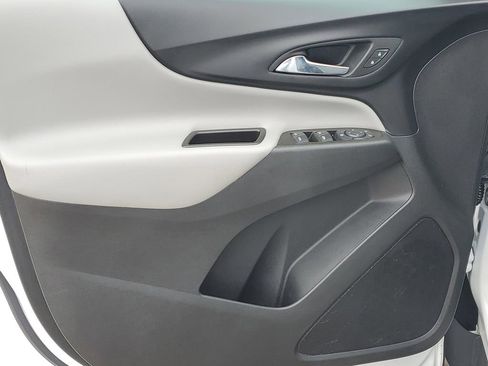 Certified 2023 Chevrolet Equinox LS w/ LS Convenience Package FWD image 22