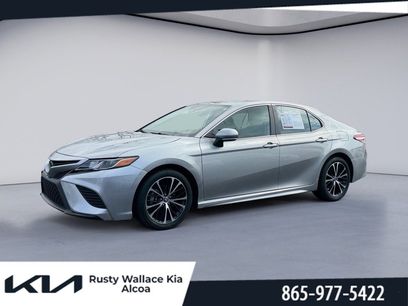 Used 2020 Toyota Camry SE w/ Convenience Package