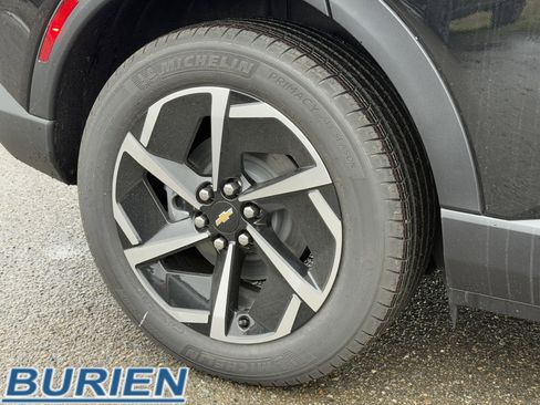 New 2026 Chevrolet Equinox EV LT image 35