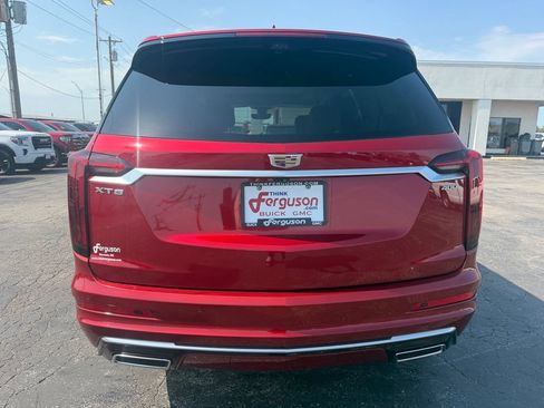 Used 2024 Cadillac XT6 Premium Luxury w/ Technology Package FWD image 8