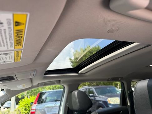 Used 2025 Honda CR-V EX-L image 21