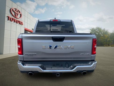 Used 2025 RAM 1500 Big Horn AWD/4WD image 4
