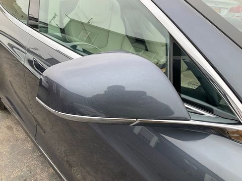 Used 2019 Tesla Model S Standard Range AWD/4WD image 83