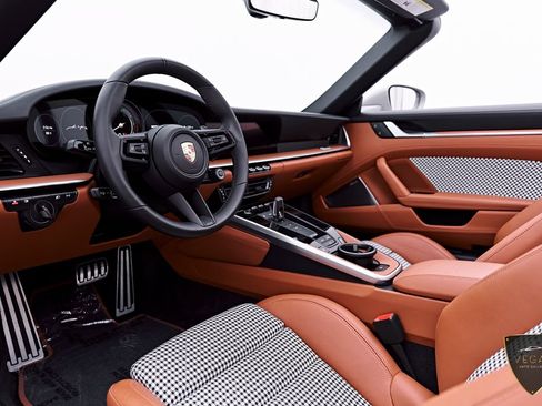 Used 2024 Porsche 911 Turbo S AWD/4WD image 2