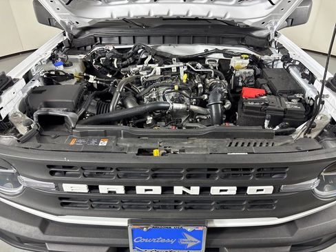 Used 2025 Ford Bronco Big Bend image 38