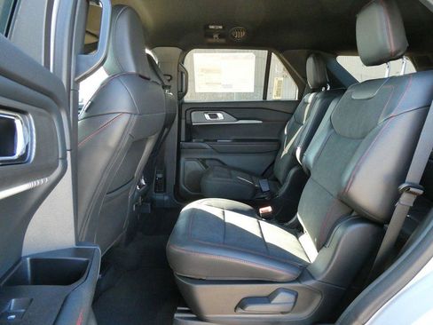 New 2027 Ford Explorer ST AWD/4WD image 15