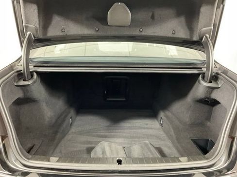 Used 2016 BMW 750i xDrive AWD/4WD image 38
