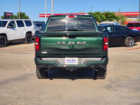 New 2026 RAM 1500 4x4 Crew Cab image 8