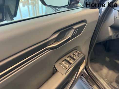 New 2026 Kia EV9 Light RWD image 11