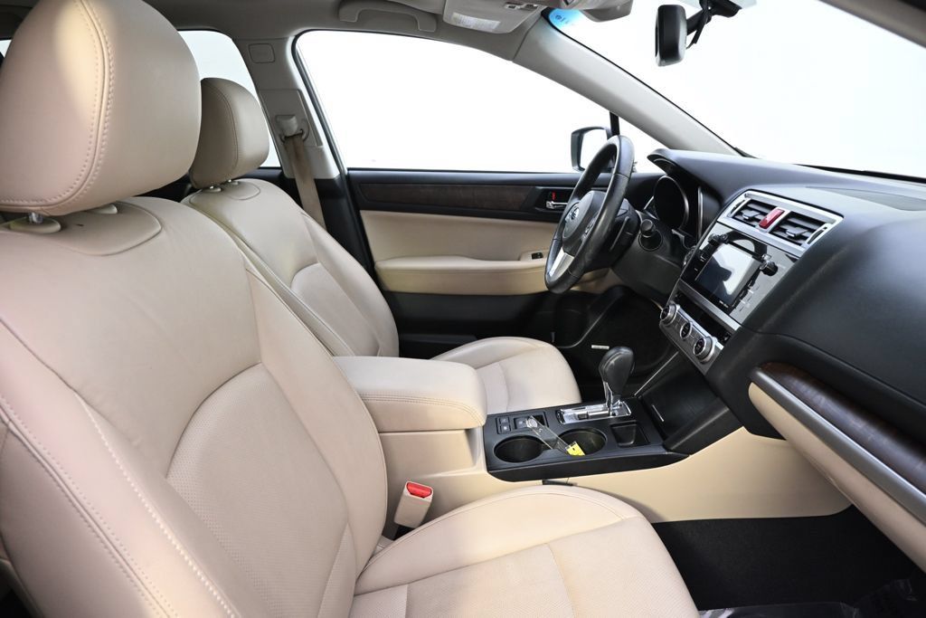 Used 2015 Subaru Outback 2.5i Limited AWD/4WD image 14