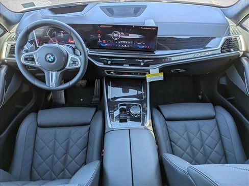 New 2026 BMW X5 xDrive40i w/ M Sport Package AWD/4WD image 16