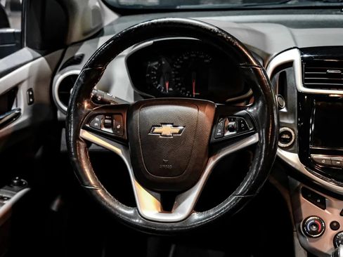 Used 2019 Chevrolet Sonic Premier FWD image 17