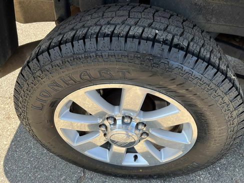 Used 2018 RAM 2500 Longhorn image 14