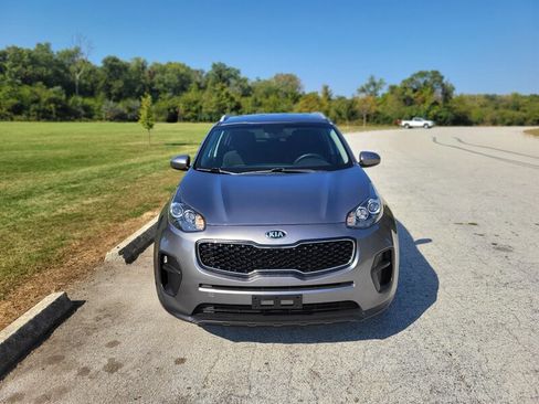 Used 2017 Kia Sportage LX w/ LX Popular Package image 4