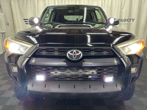Used 2016 Toyota 4Runner Trail image 4