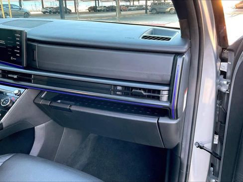 Used 2024 Hyundai Santa Fe Calligraphy image 15