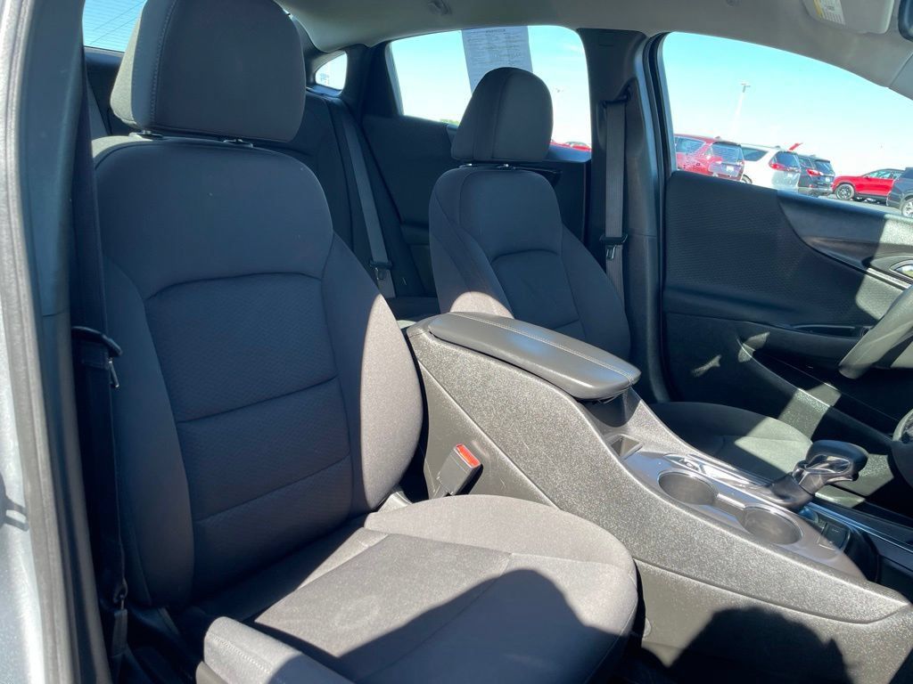 Used 2024 Chevrolet Malibu LT FWD image 26