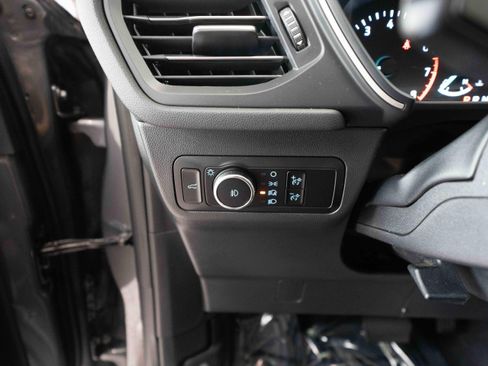 Used 2022 Ford Escape SEL AWD/4WD image 11