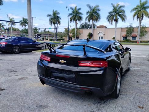 Used 2016 Chevrolet Camaro LT image 8