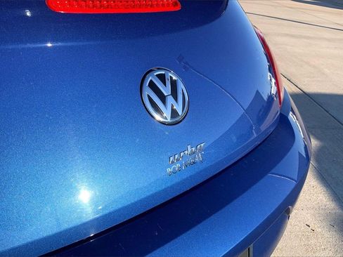 Used 2014 Volkswagen Beetle R-Line image 8