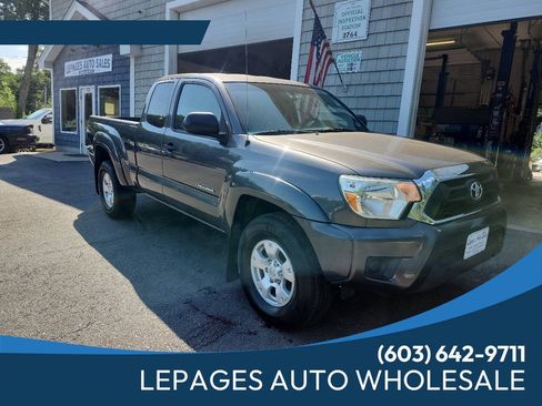 Used 2012 Toyota Tacoma 4x4 Access Cab w/ SR5 Pkg image 1