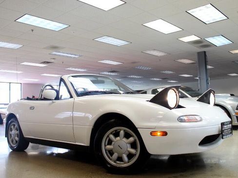 Used 1990 MAZDA MX-5 Miata image 26