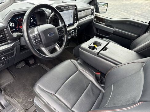 Used 2022 Ford F150 Lariat image 11