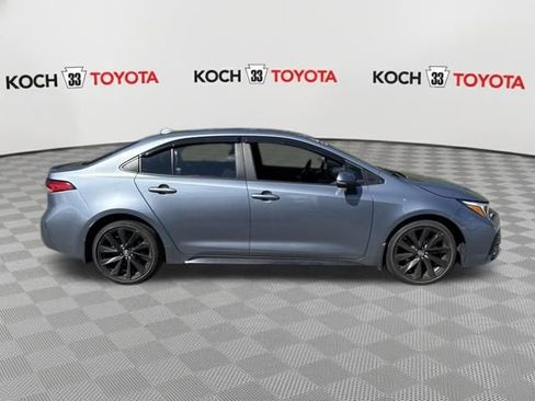 Used 2023 Toyota Corolla SE image 9