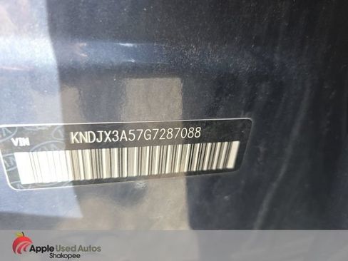 Used 2016 Kia Soul ! FWD image 12