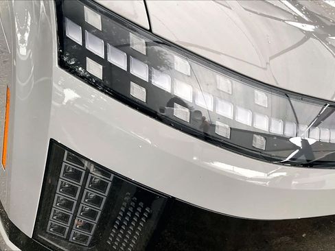 Certified 2026 Hyundai Ioniq 9 Calligraphy AWD/4WD image 26