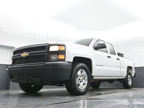 Used 2015 Chevrolet Silverado 1500 W/T w/ Trailering Package image 39