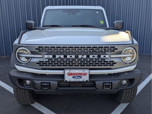 New 2026 Ford Bronco Badlands AWD/4WD image 3