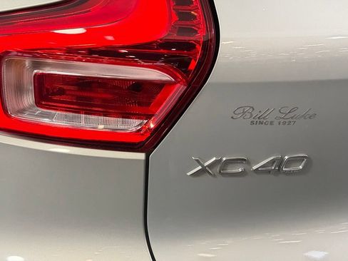Used 2023 Volvo XC40 B5 Plus w/ Climate Package AWD/4WD image 15