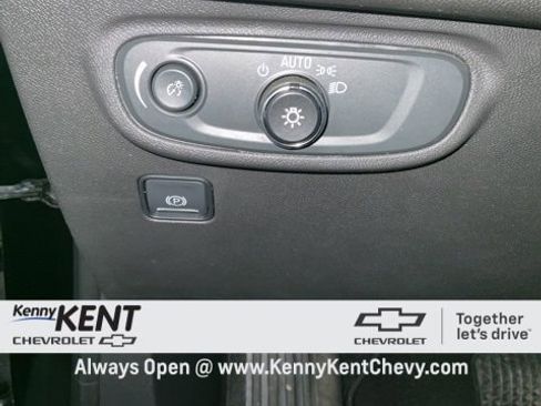 Certified 2022 GMC Terrain SLE w/ Driver Convenience Package image 24