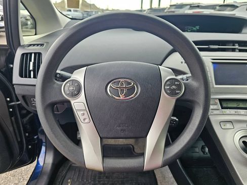 Used 2013 Toyota Prius Two FWD image 11