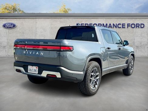 Used 2022 Rivian R1T Launch Edition image 11