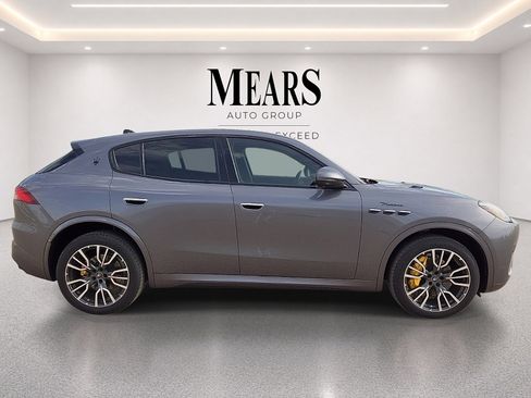 Used 2023 Maserati Grecale Modena AWD/4WD image 6
