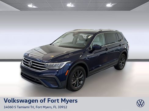 Used 2023 Volkswagen Tiguan SE w/ Panoramic Sunroof Package AWD/4WD image 1