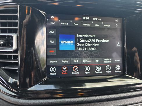 Used 2023 Dodge Durango SXT Launch Edition AWD/4WD image 21