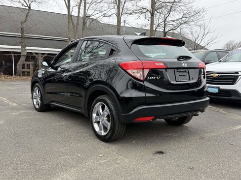 Used 2018 Honda HR-V LX image 4