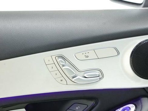 Used 2022 Mercedes-Benz GLC 300 w/ Premium Package Lite image 29