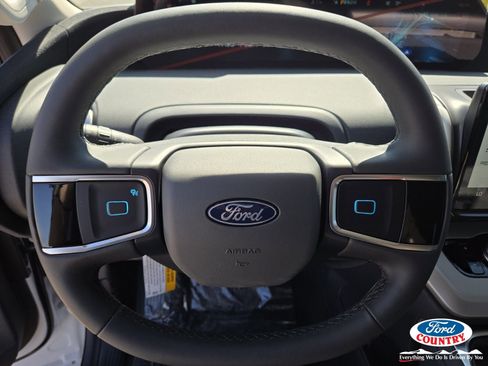 New 2026 Ford Expedition Active RWD image 11