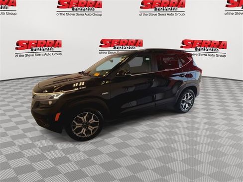 Used 2023 Kia Seltos EX image 5
