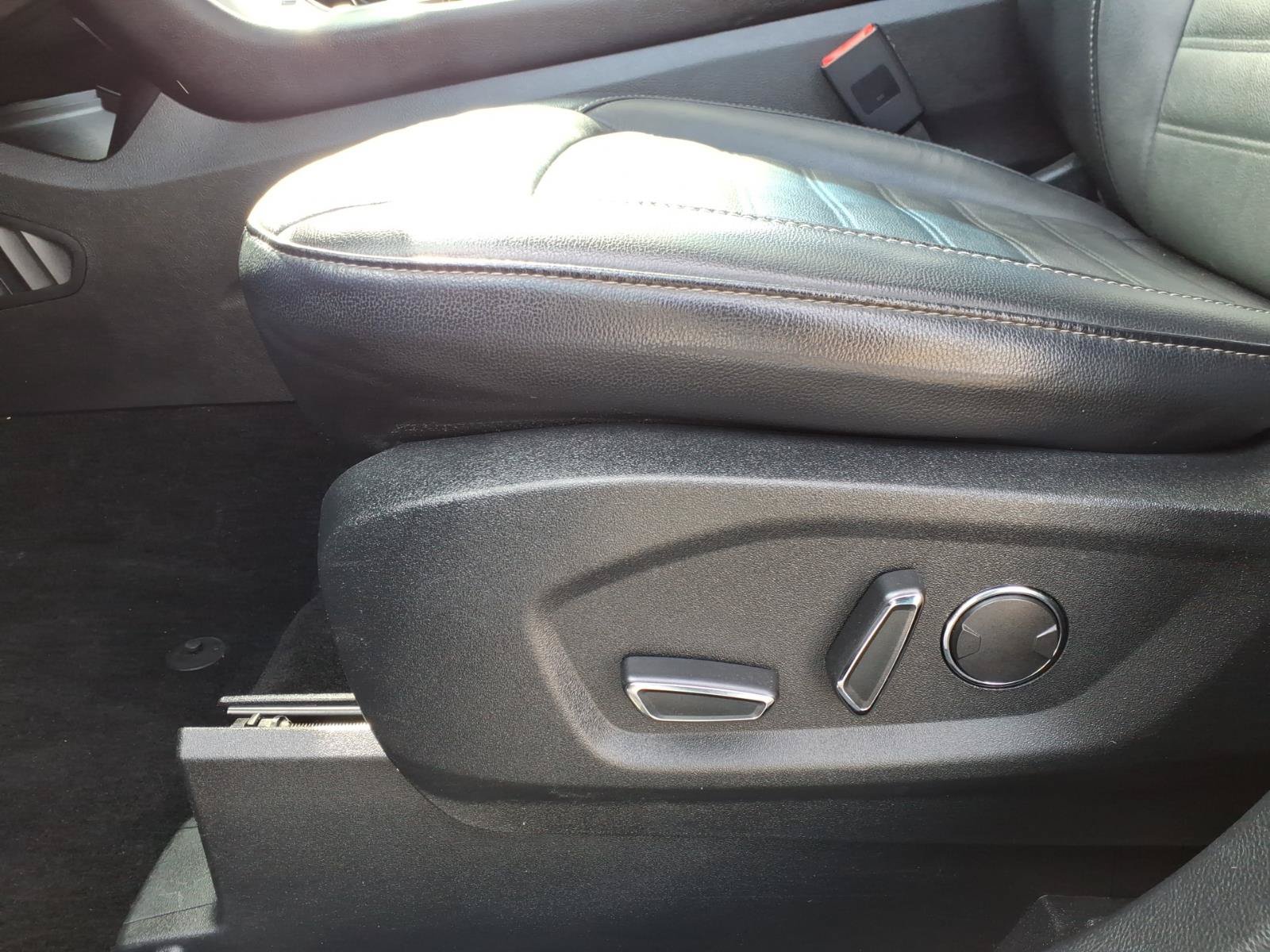 Used 2018 Ford Edge SEL w/ Equipment Group 201A AWD/4WD image 14