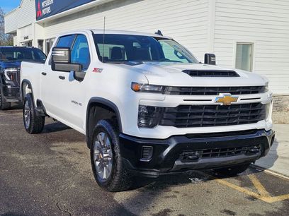 Used 2024 Chevrolet Silverado 2500 Custom w/ Custom Value Package