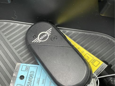 Used 2025 MINI Cooper S image 29