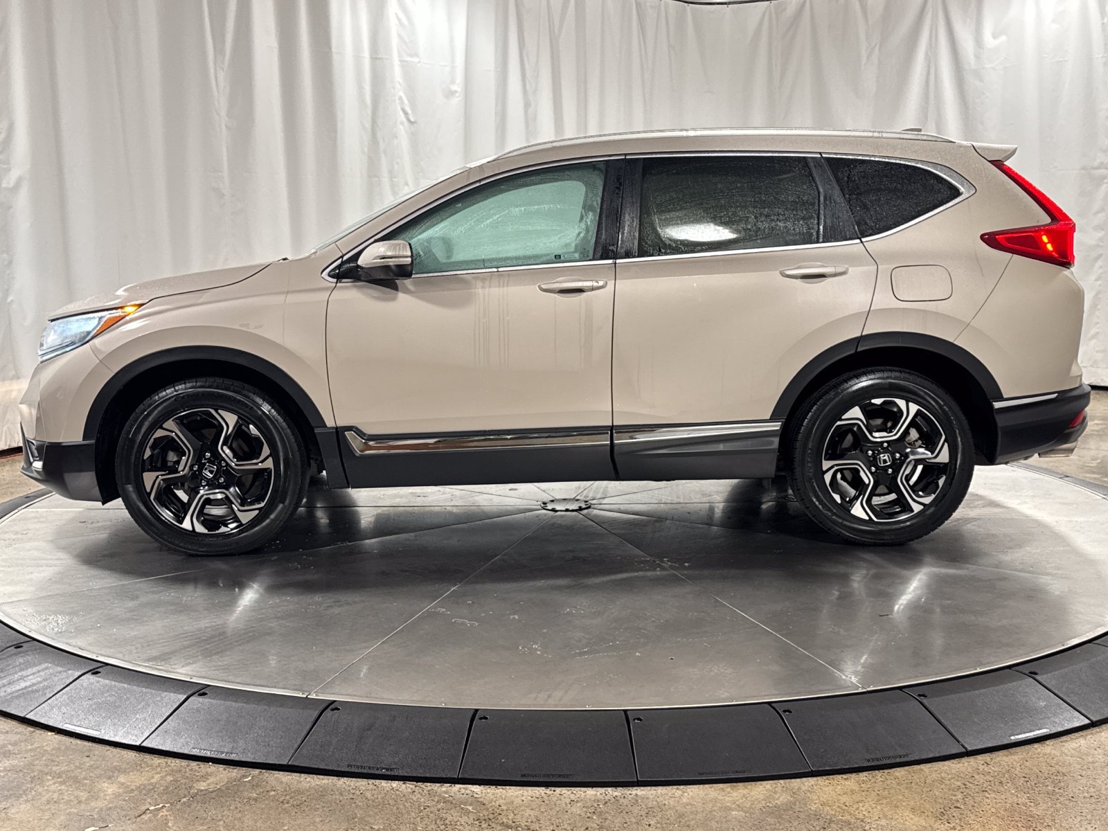 Certified 2019 Honda CR-V Touring image 8