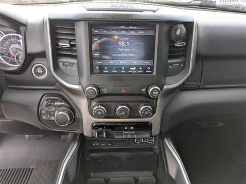 Used 2019 RAM 1500 Big Horn image 24