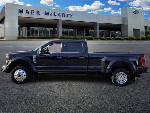 Certified 2022 Ford F450 Limited w/ FX4 Off-Road Package image 6