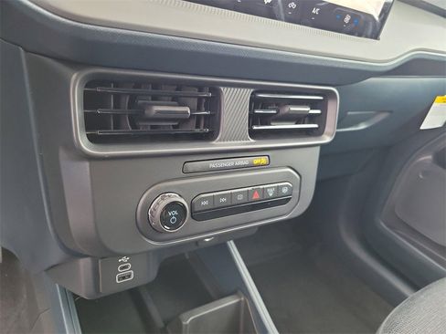 New 2026 Ford Maverick XL image 17